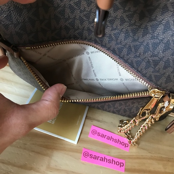 🌼Michael Kors backpack set - Picture 10 of 16